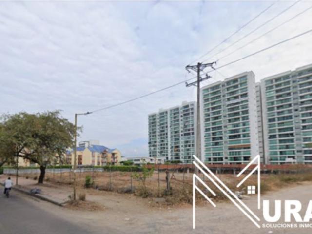 Lote en venta en Neiva, Huíla