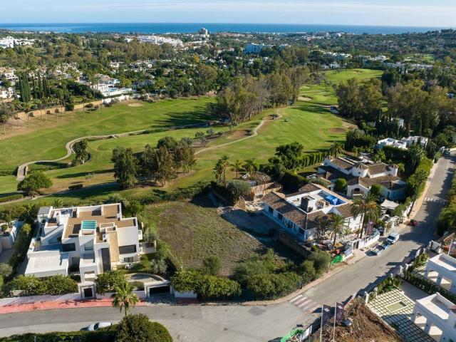 Terreno en venta en Nueva Andalucía, Costa del Sol Occidental