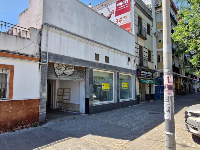 Terreno en venta en Cerro-Amate, Sevilla