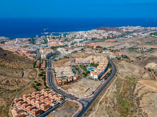 Terreno en venta en Tenerife, Oasis del Sur
