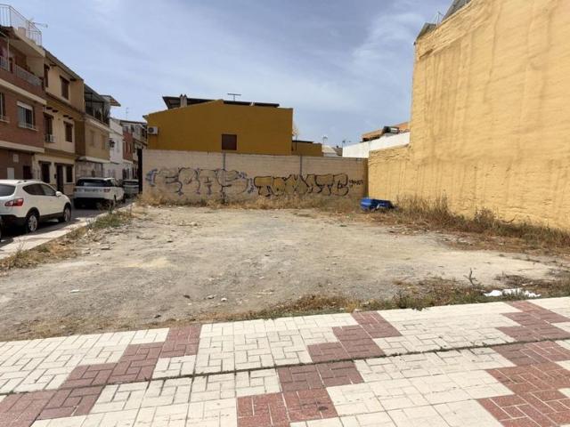 Terreno en venta en Cruz de Humilladero, Málaga-Costa del Sol