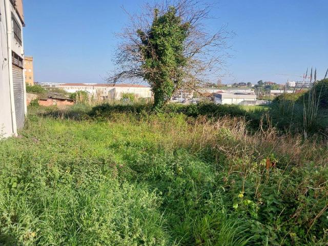 Terreno en venta en Cuatro Caminos, Santander