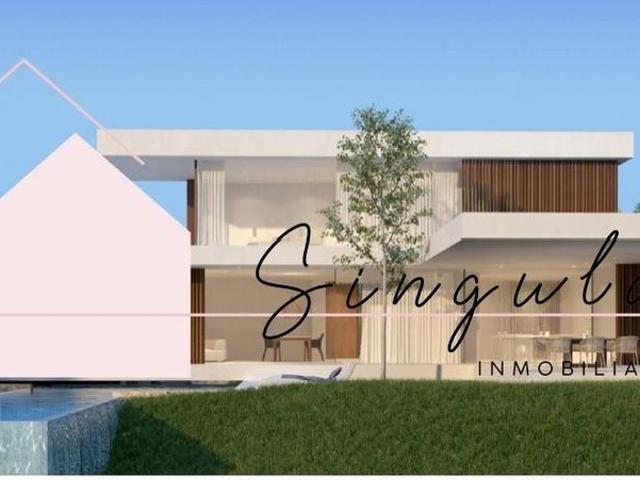 Terreno en venta en Coruxo, Vigo