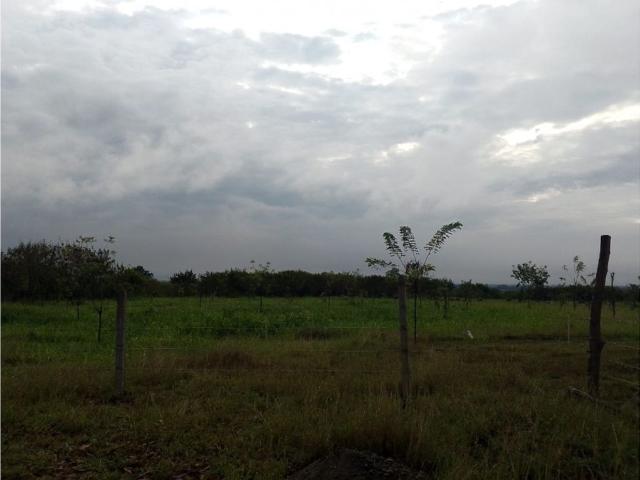 Lote en arriendo en Sur, Yumbo