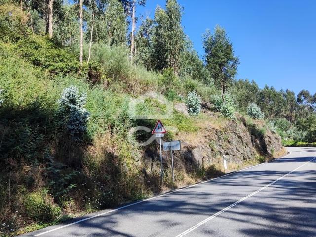 Terreno venda em Lousada, Porto