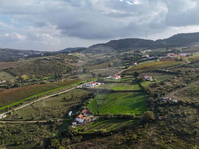 Terreno venda em Arruda Dos Vinhos