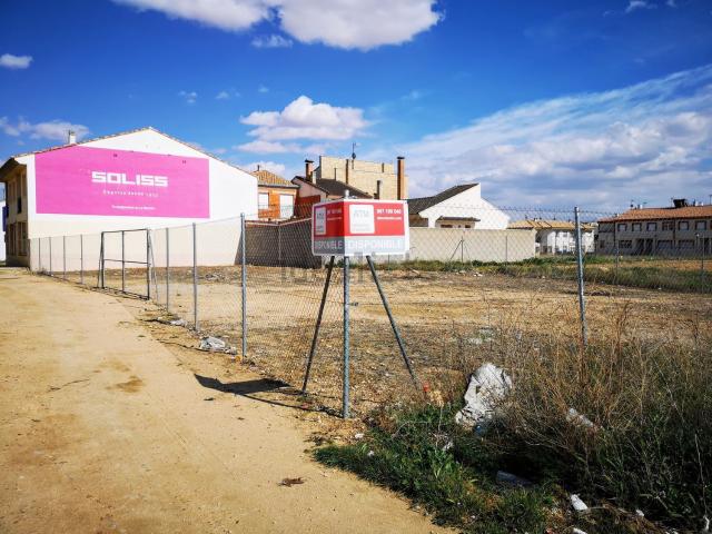 Terreno en venta en Tarazona De La Mancha, Castilla-La Mancha