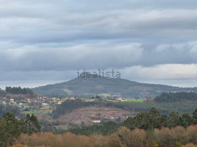 Terreno en venta en Cacheiras, Santiago