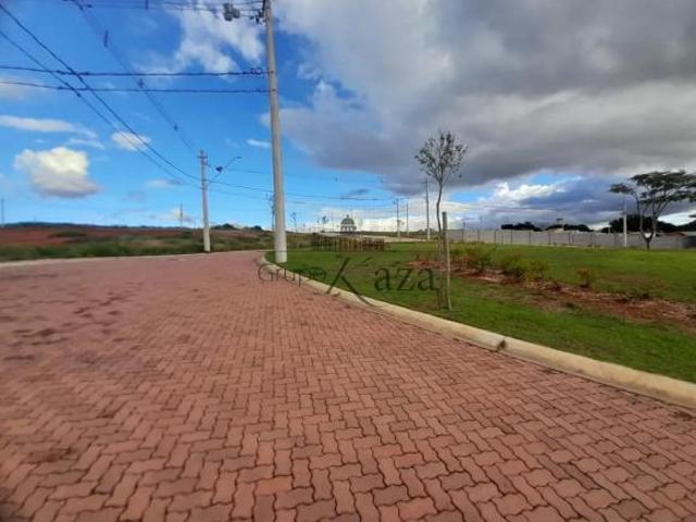 Terreno venda em Região Imediata de São José dos Campos, Região Metropolitana do Vale do Paraíba e Litoral Norte