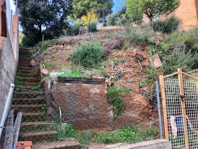 Terreno en venta en Abrera