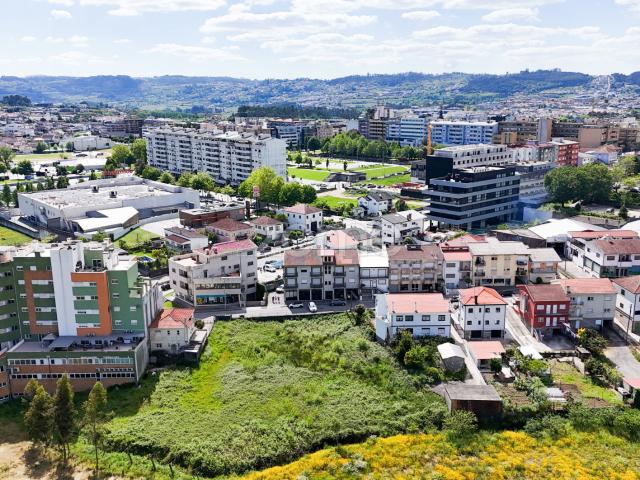 Terreno venda em Felgueiras, Porto
