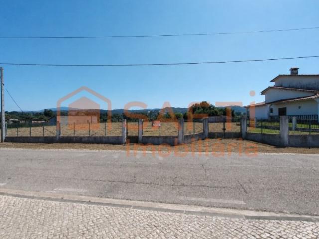Terreno venda em Casal dos Crespos, Ourém