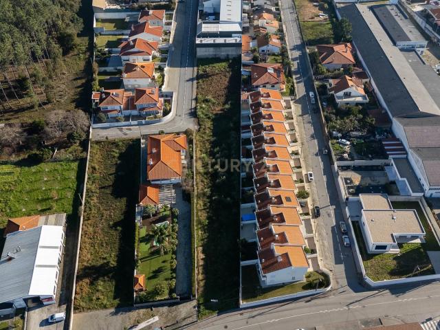 Terreno venda em Santa Maria Da Feira, Aveiro