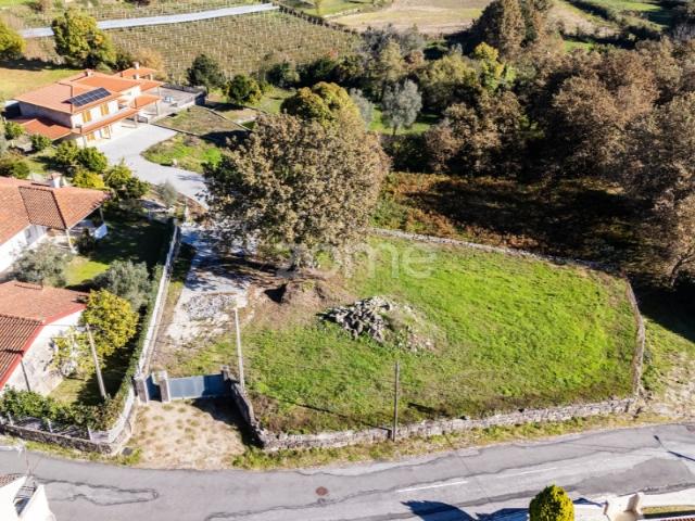 Terreno venda em Além da Veiga, Póvoa De Lanhoso