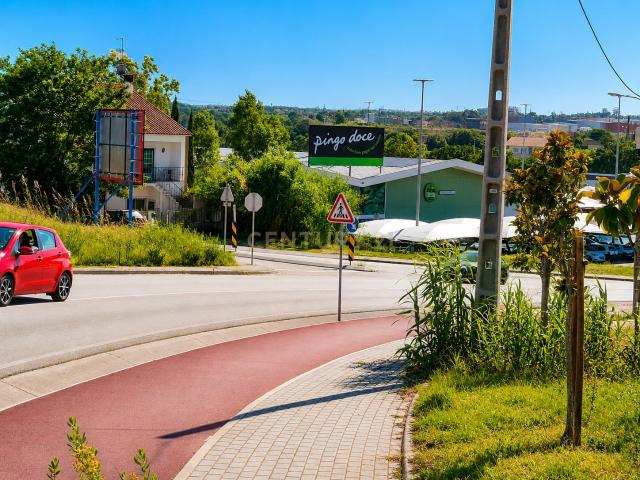 Terreno venda em Ladeira do Pinheiro, Torres Novas