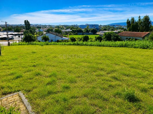 Terreno venda em Ladeira do Pinheiro, Torres Novas