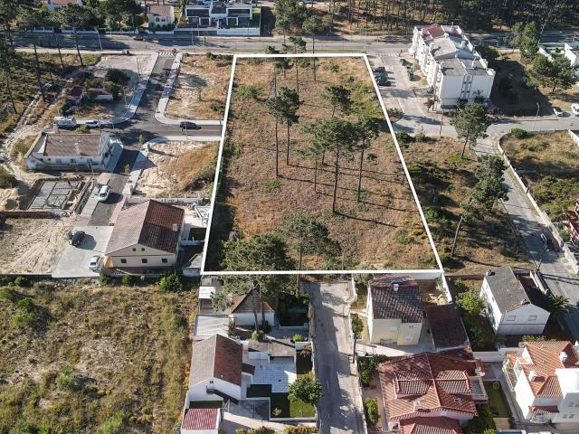 Terreno venda em Almada, Setúbal