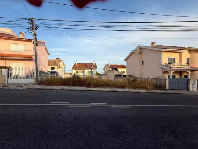Terreno venda em Santa Iria De Azoia, Bairro dos Monjões