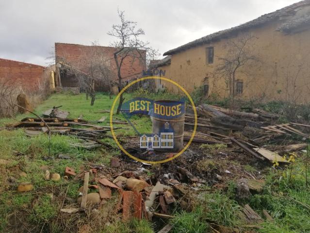 Terreno en venta en Villaturiel, Castilla y León