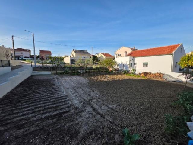 Terreno venda em Portela da Azóia, Santiago Dos Velhos