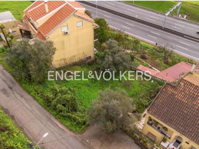 Terreno venda em Bairro dos CTT, Odivelas