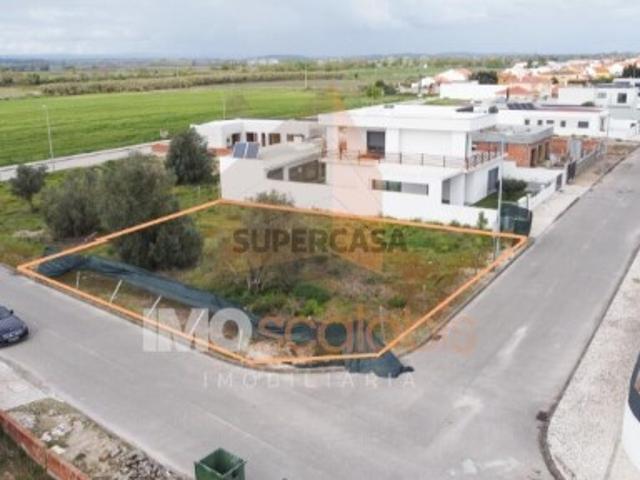 Terreno venda em Almeirim, Santarém
