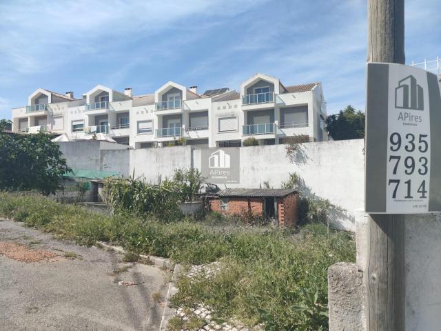 Terreno venda em Almada, Setúbal