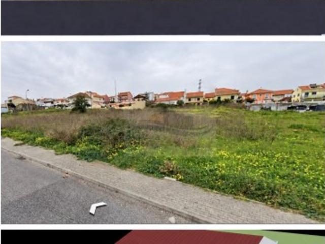 Terreno venda em Mina de Água, Amadora