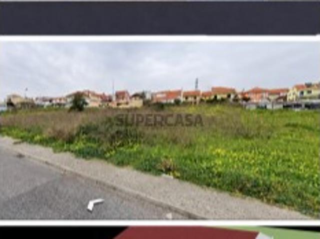 Terreno venda em Mina de Água, Amadora