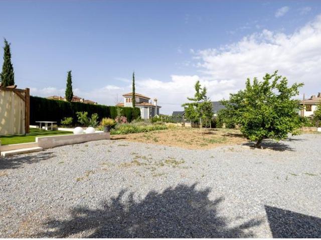 Local Comercial en venta en Barrio de la Vega, Comarca de la Vega de Granada