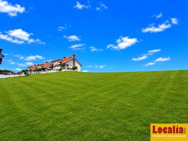 Chalet en venta en Hinojedo, Suances