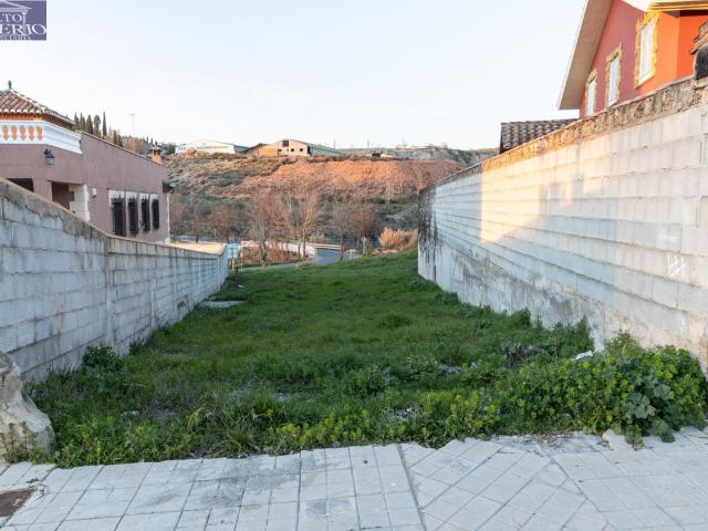 Terreno en venta en Comarca de la Vega de Granada, Andalucía