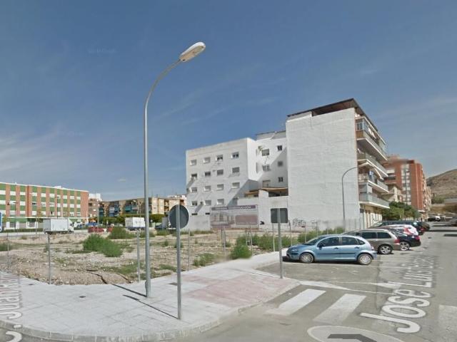 Terreno en venta en l'Alt Vinalopó / El Alto Vinalopó, Valencia