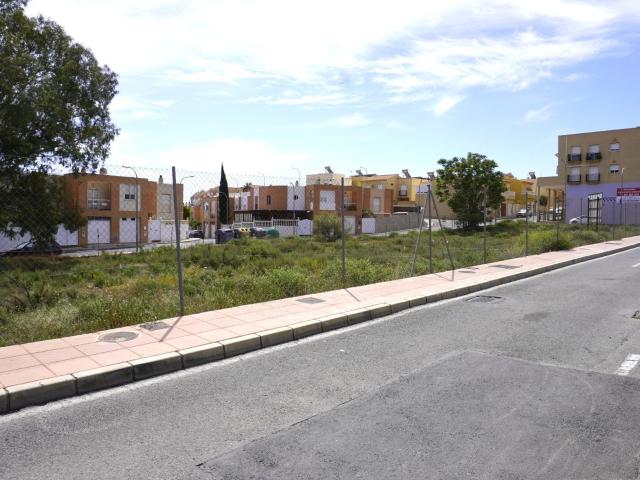 Terreno en venta en La Gloria, Huércal De Almería