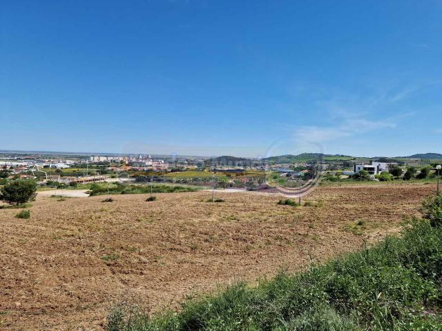Terreno venda em Alenquer (Santo Estêvão e Triana), Alenquer