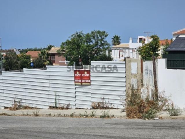 Terreno venda em Urbanização Quinta das Palmeiras, Olhão