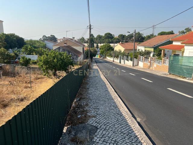 Terreno venda em Almada, Setúbal