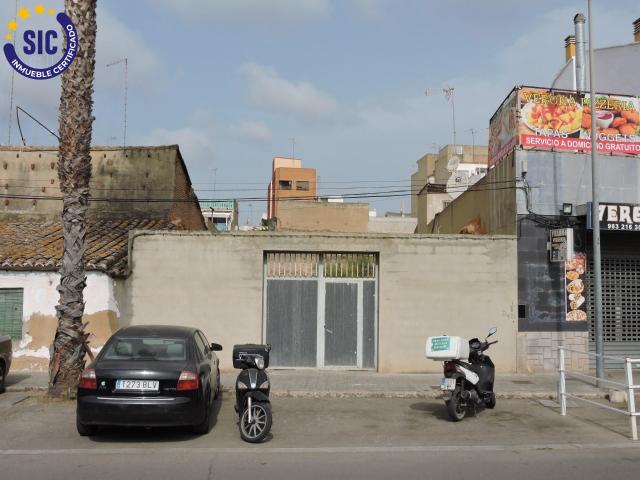 Terreno en venta en San Isidro de Benagéber, l'Horta Nord