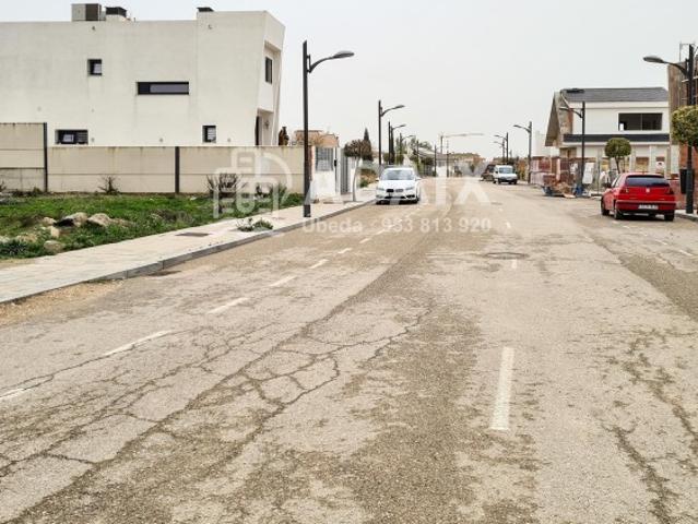 Terreno en venta en Parque Norte, Úbeda