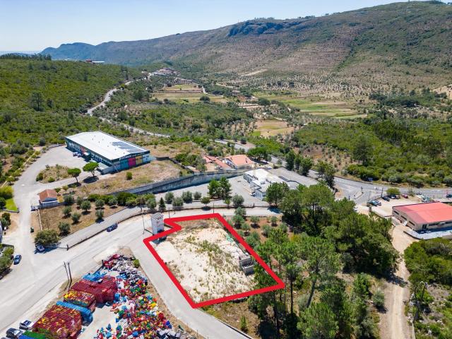 Terreno venda em Porto De Mós, Leiria