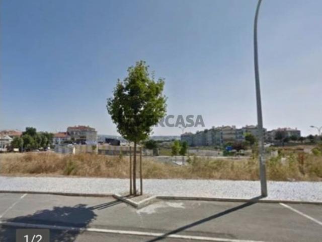 Terreno venda em Urbanização da Atalaia, Amadora