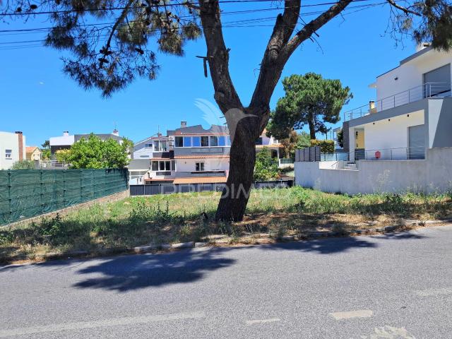 Terreno venda em Almada, Setúbal