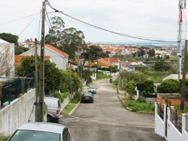 Terreno venda em Almada, Setúbal