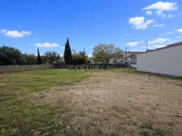 Terreno venda em Moinhos da Funcheira, Amadora
