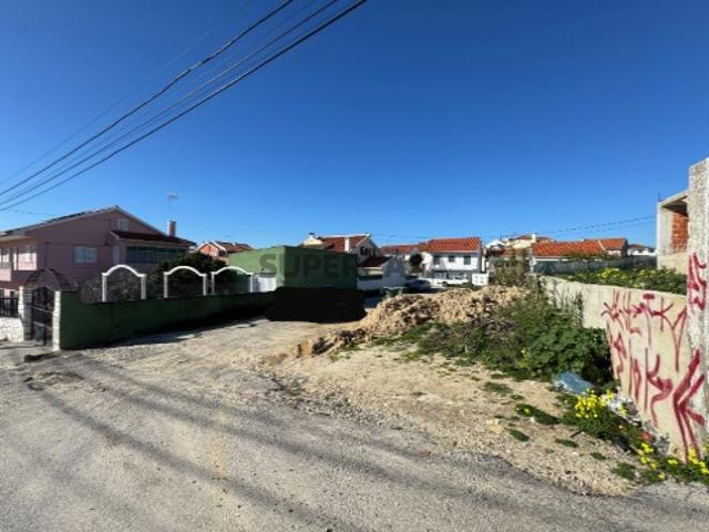 Terreno venda em Almada, Setúbal
