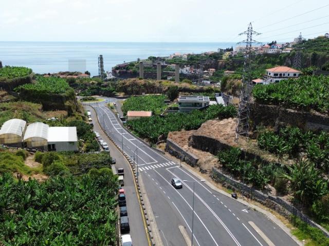 Terreno venda em Lombada de Cima, Funchal