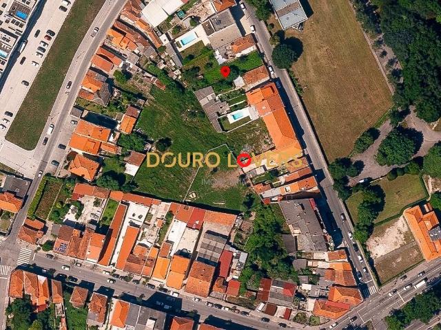Terreno venda em Senhora da Penha, Porto