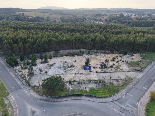 Terreno venda em Rio Maior, Santarém