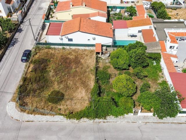 Terreno venda em Azeitão (São Lourenço e São Simão), Setúbal