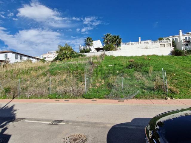 Terreno en venta en Valle Romano, Estepona
